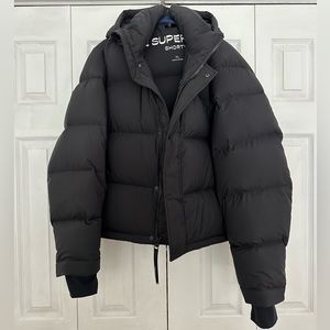 Aritzia Super World The Super Puff Shorty Size XL